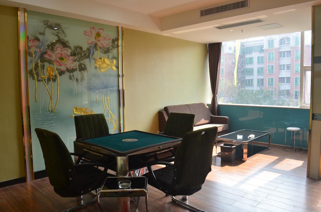 Zhuhai Platinum Holiday Hotel Exterior foto