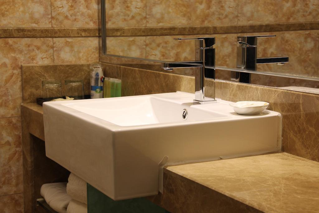 Zhuhai Platinum Holiday Hotel Zimmer foto
