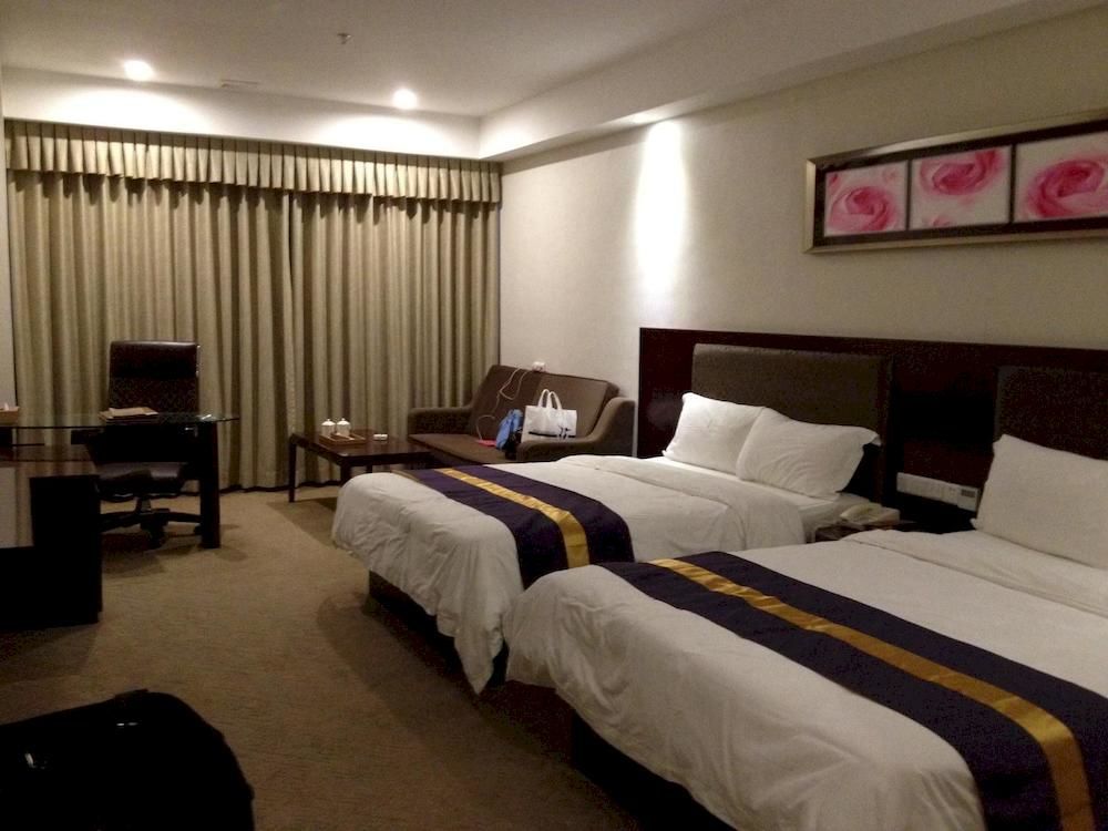 Zhuhai Platinum Holiday Hotel Exterior foto