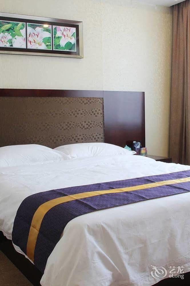 Zhuhai Platinum Holiday Hotel Exterior foto